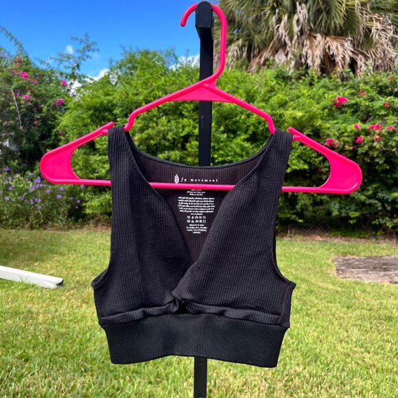 Free People FP Movement Shakti Black Nylon Plunge Seamless Crop Tank Size XS/S - Picture 3 of 7
